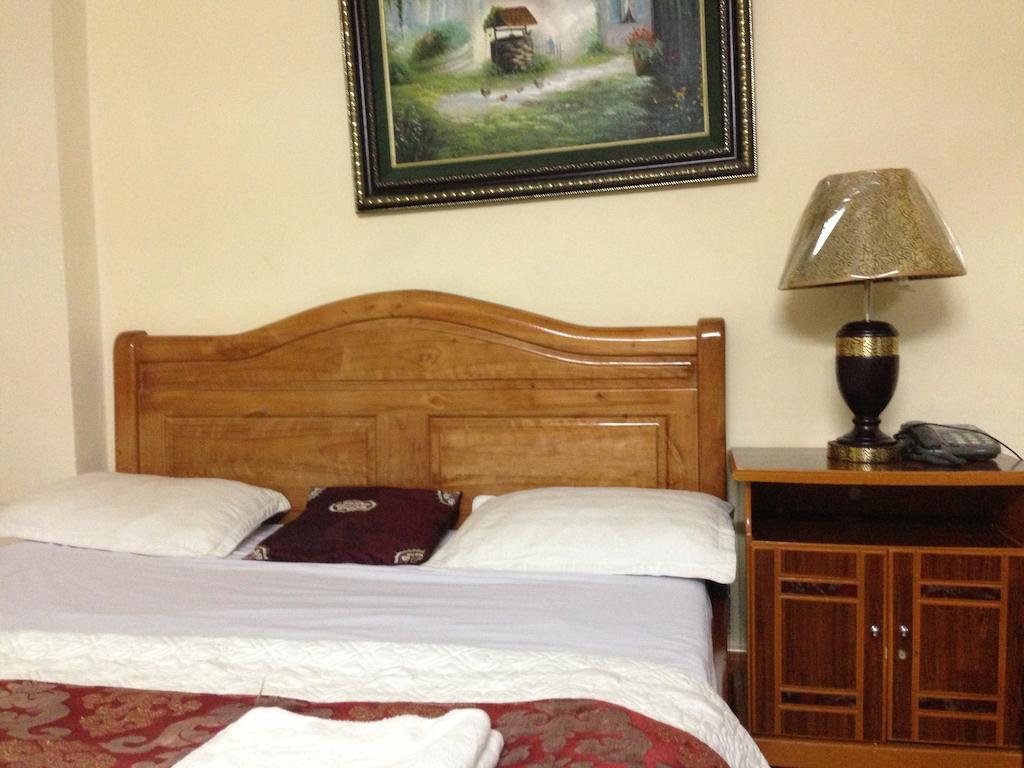 Hoang Gia Hotel Hanoi Zimmer foto